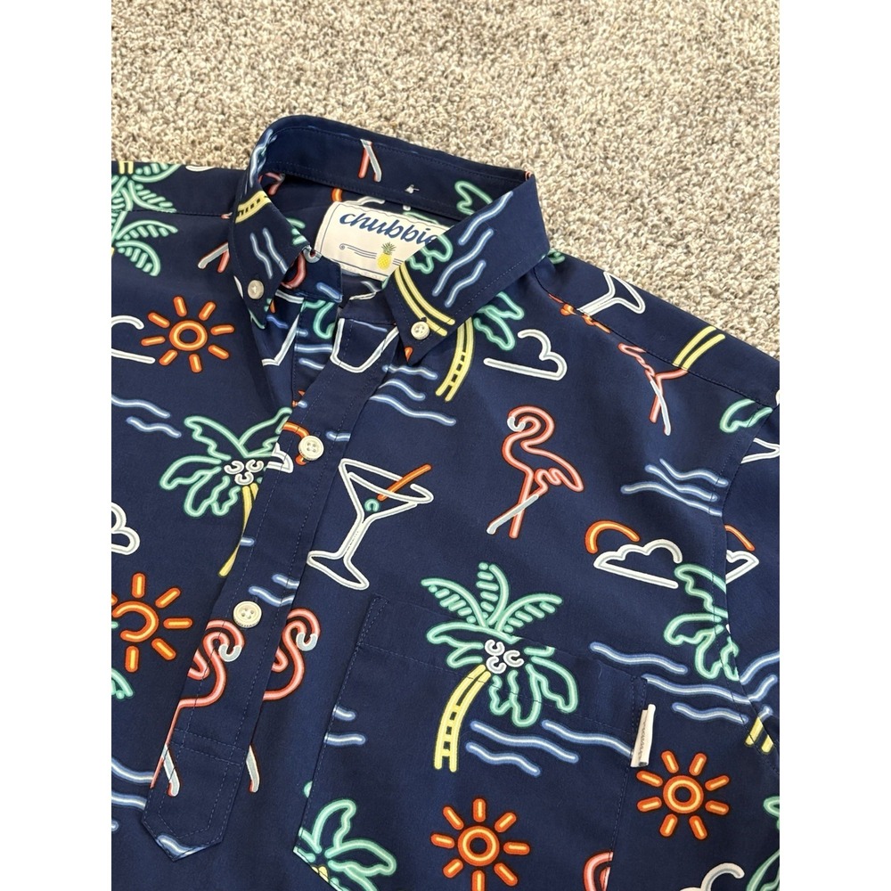 Chubbies The Neon Light Performance Polo Shirt Men's Medium Flamingo Martini - Picture 1 of 7